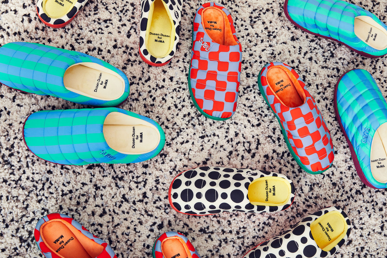 All subu dusen dusen patterns of slippers from above