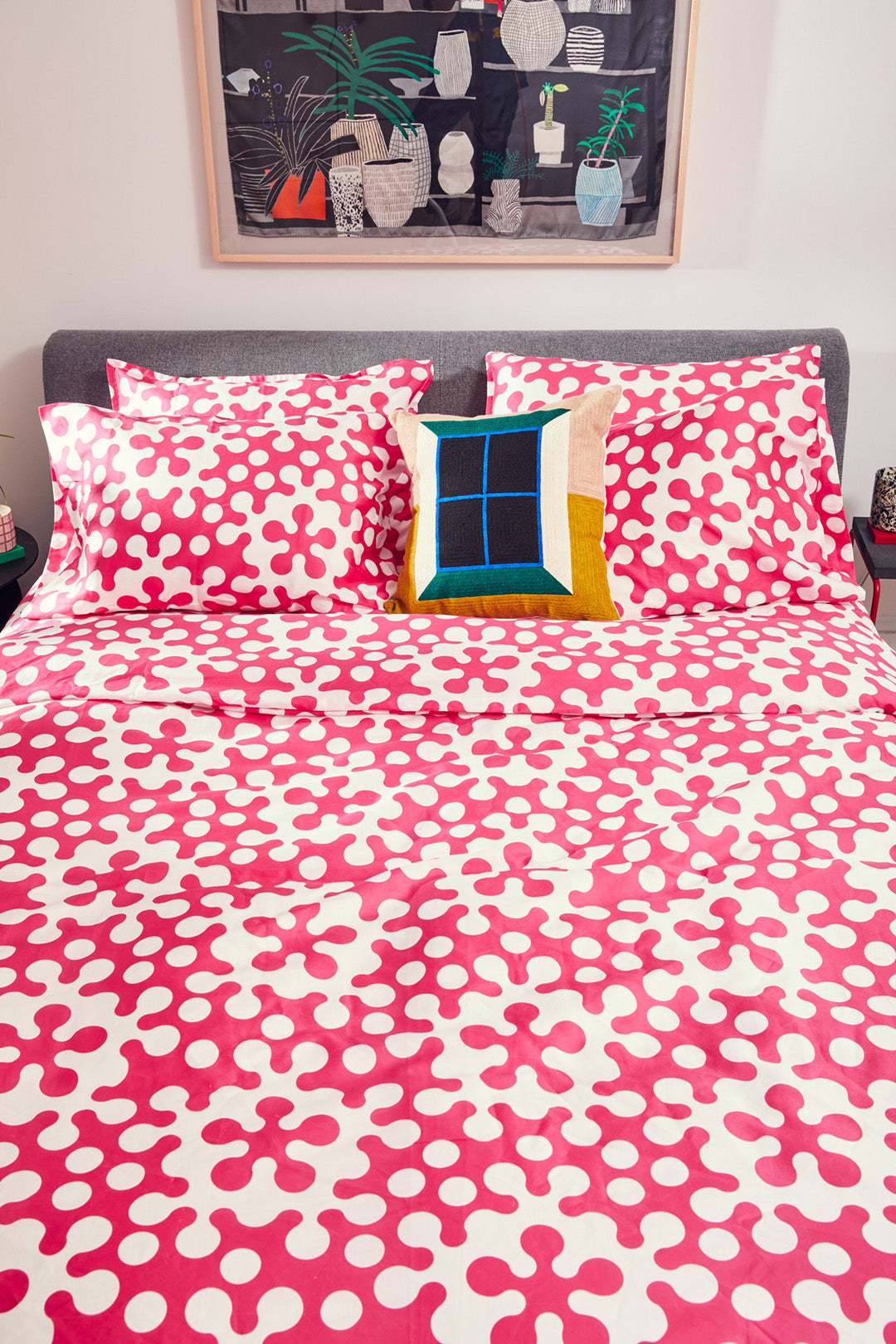 Atom Bedding