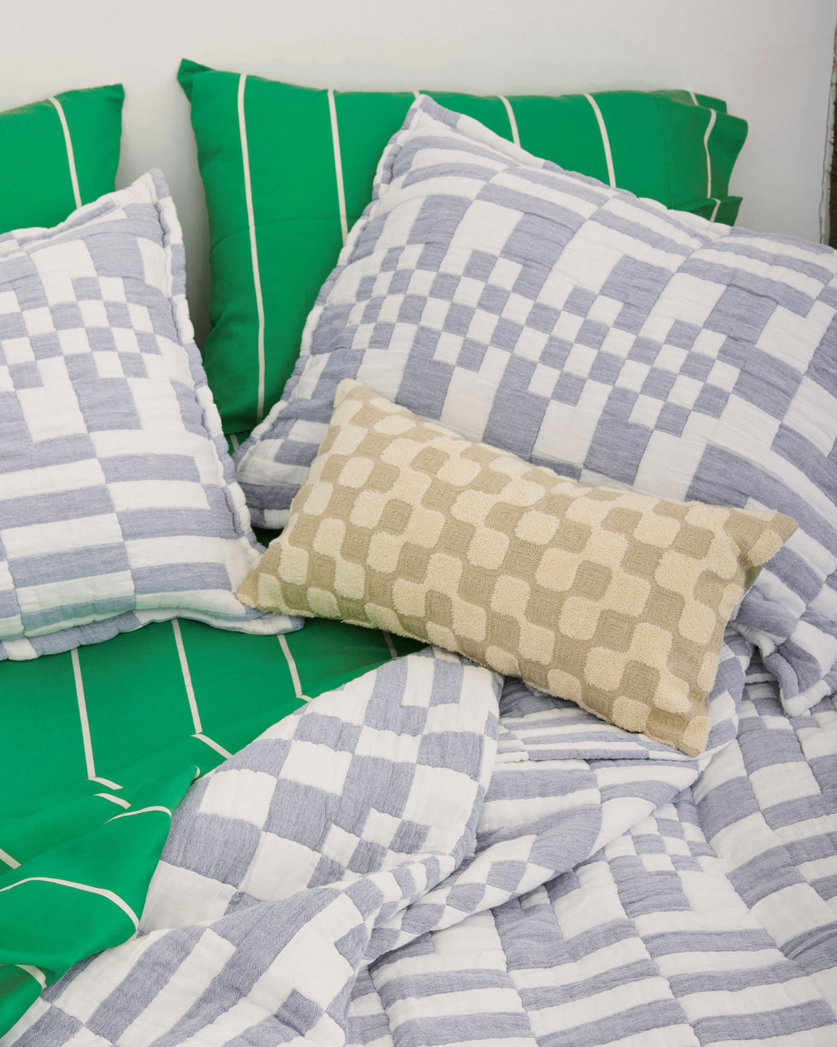 Dusen Dusen Navy Check Coverlet