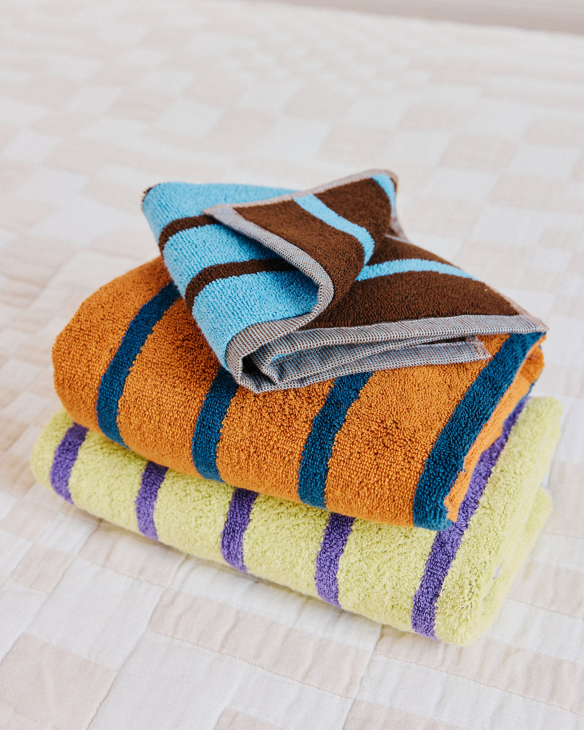Stack of set of 3 bird stripe towels