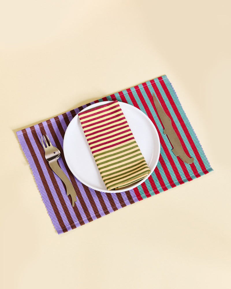Cinnamon Placemat with honey napkin 