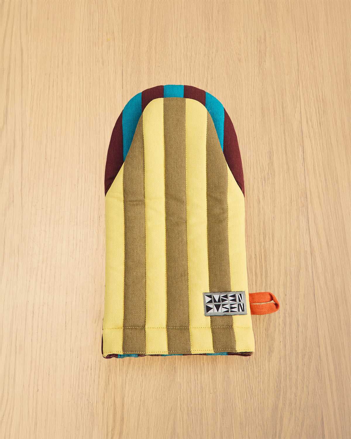 Dragonfly oven mitt in yellow beige blue and maroon